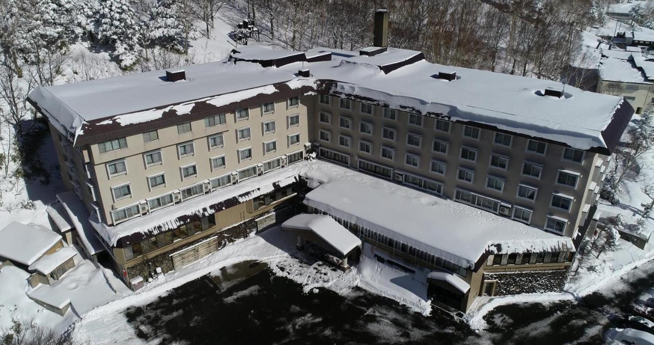 Shiga Park Hotel Яманучи Екстериор снимка