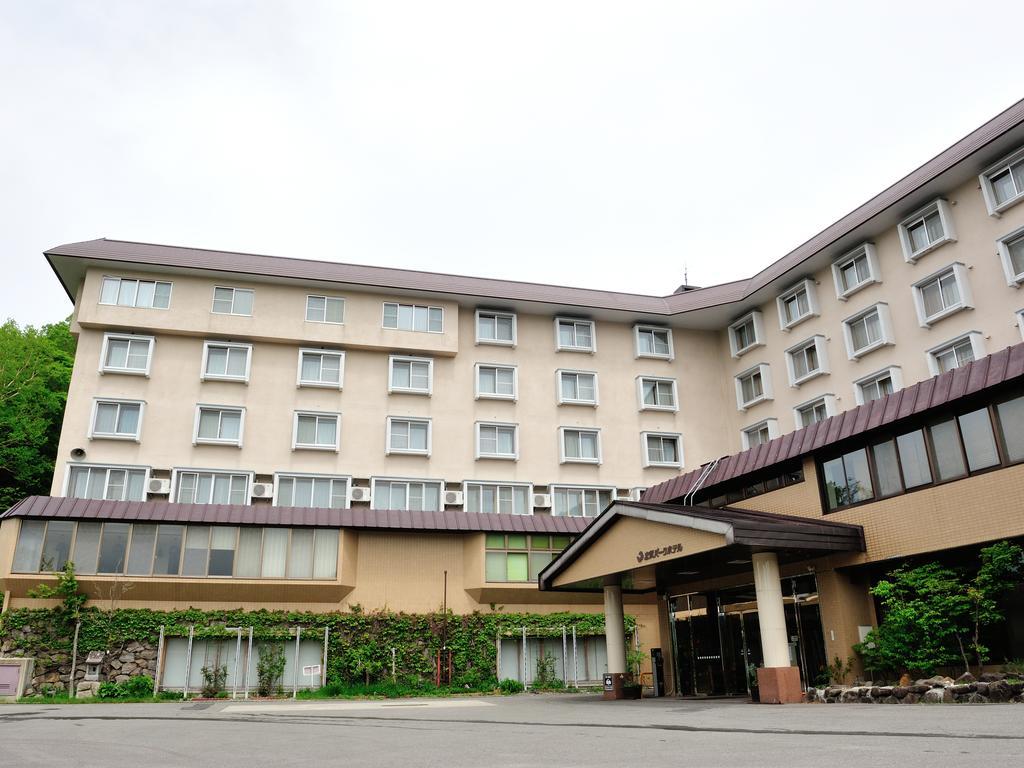 Shiga Park Hotel Яманучи Екстериор снимка